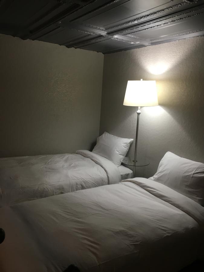 The Hotel Sturgis - thumb 11