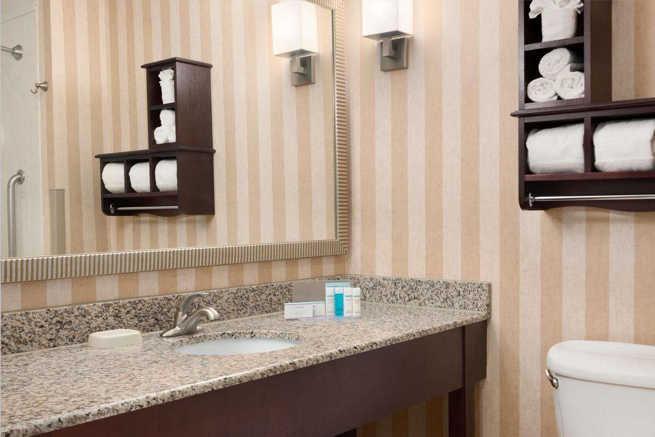 Hampton Inn Spearfish - thumb 20