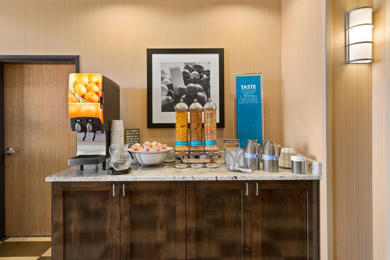 Hampton Inn Spearfish - thumb 13