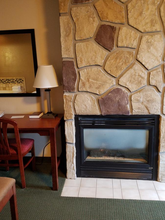 Park Tower Inn - thumb 6