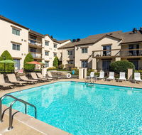 Club Hotel Nashville Inn  Suites - Tourism House