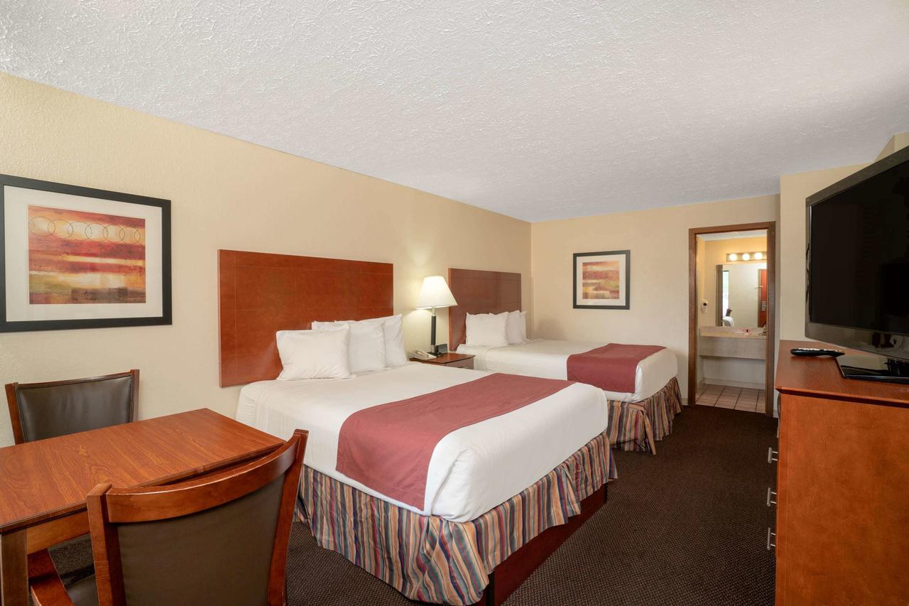 Evergreen Smoky Mountain Lodge & Convention Center - thumb 33