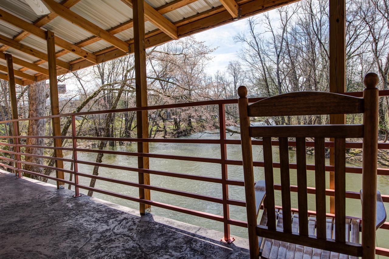 River Bend Inn - Pigeon Forge - thumb 3