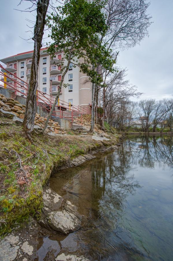 River Bend Inn - Pigeon Forge - thumb 4