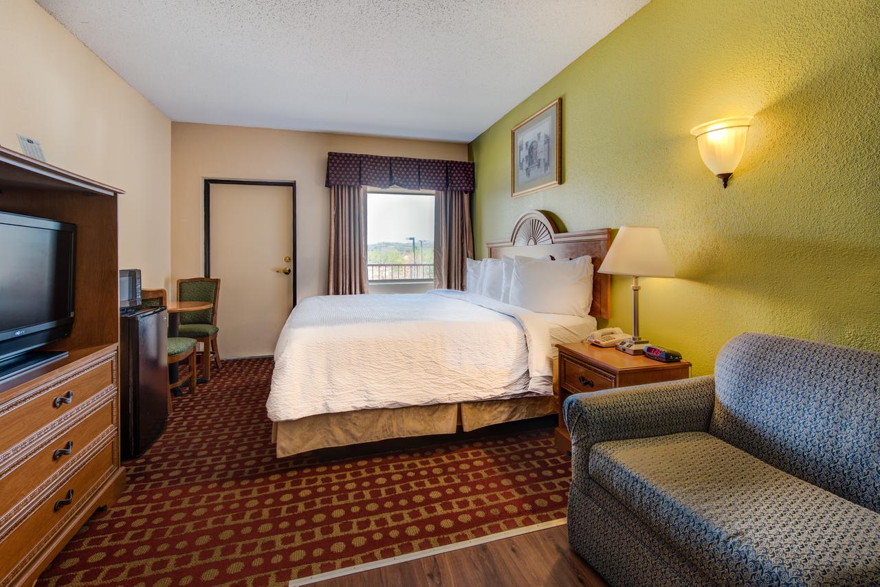 River Bend Inn - Pigeon Forge - thumb 10