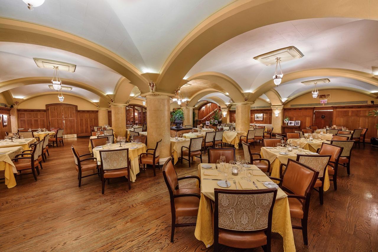 The Hermitage Hotel - thumb 10