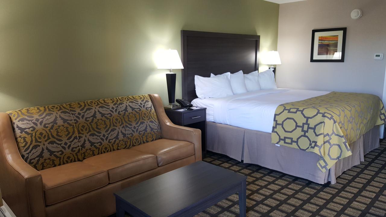 Baymont By Wyndham Clarksville - thumb 23