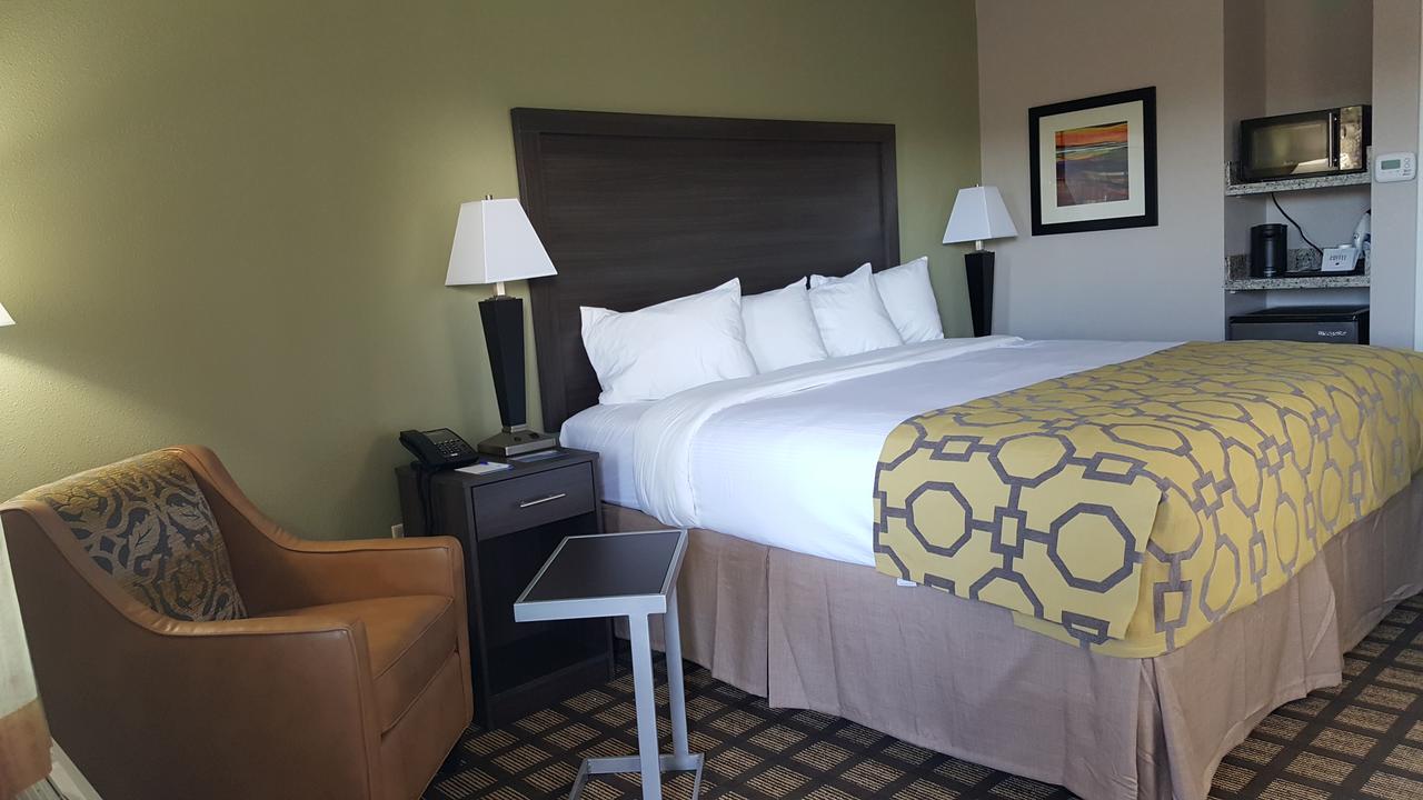 Baymont By Wyndham Clarksville - thumb 39