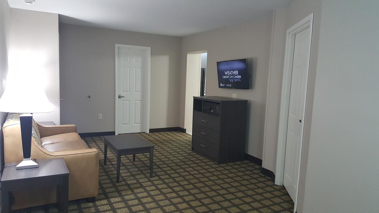 Baymont By Wyndham Clarksville - thumb 20