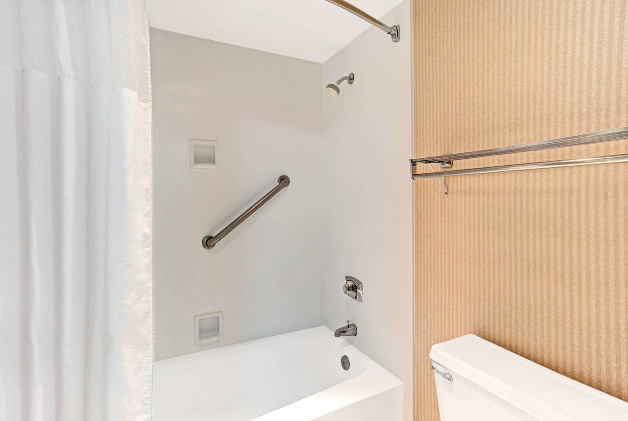 Baymont By Wyndham Murfreesboro - thumb 31