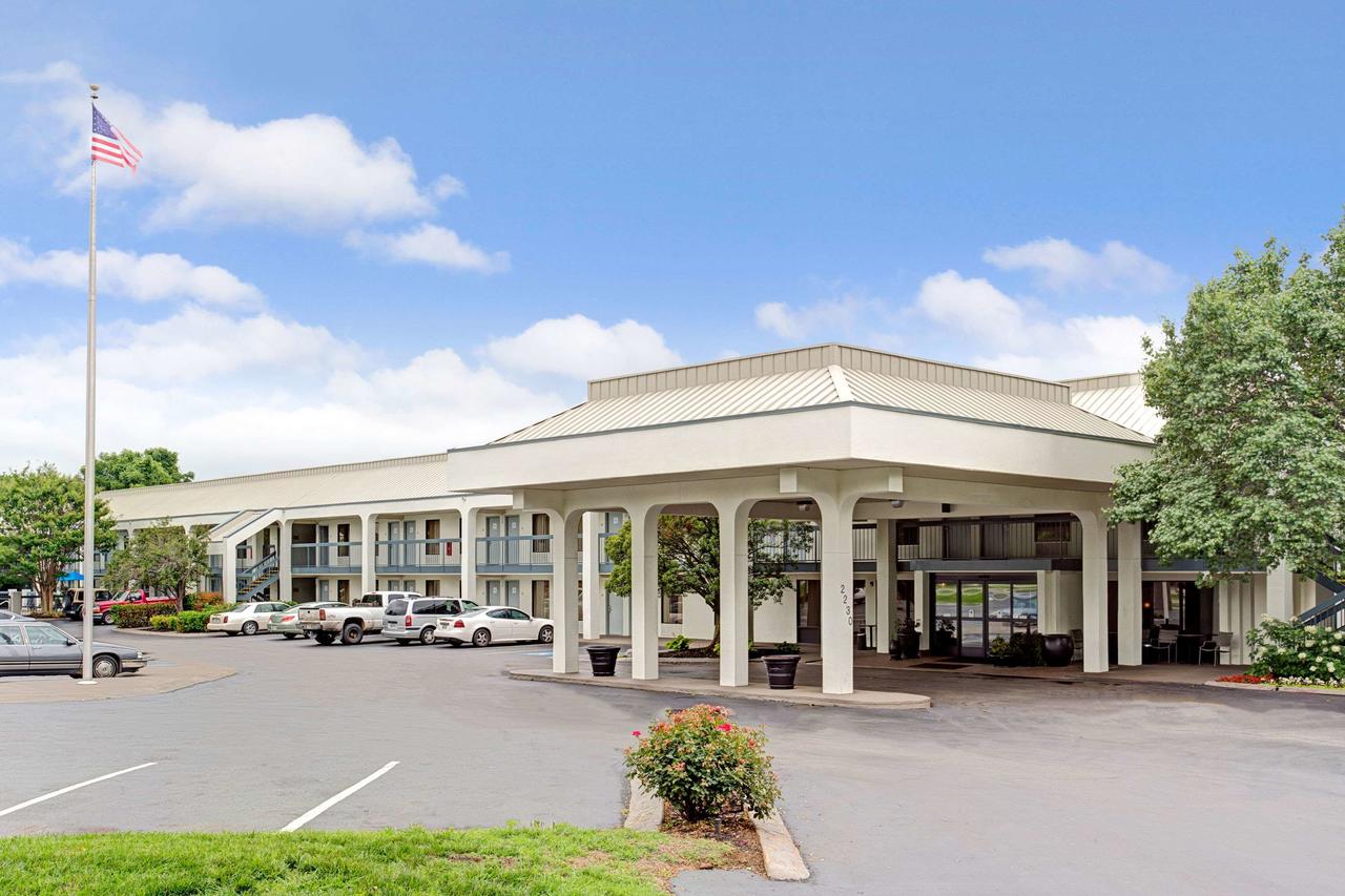 Baymont By Wyndham Murfreesboro - thumb 0