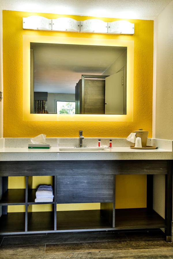 Baymont By Wyndham Murfreesboro - thumb 11