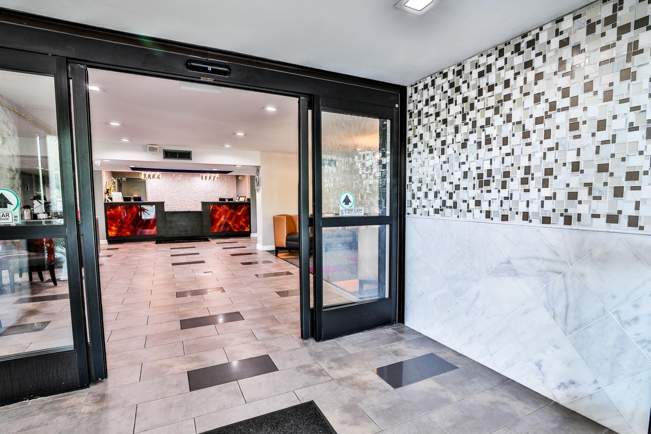 Baymont By Wyndham Murfreesboro - thumb 2