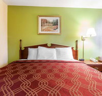 Econo Lodge Cleveland - Tourism House