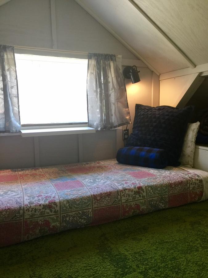 Tiny House By The River Built By Tiny House Nation Show - thumb 13