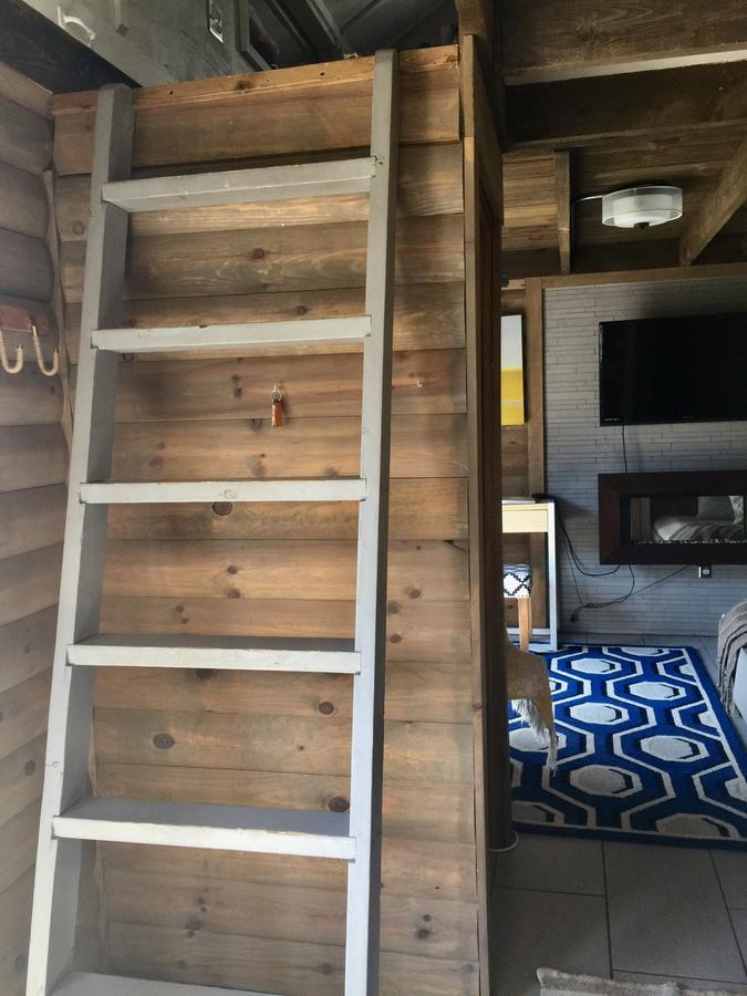 Tiny House By The River Built By Tiny House Nation Show - thumb 9
