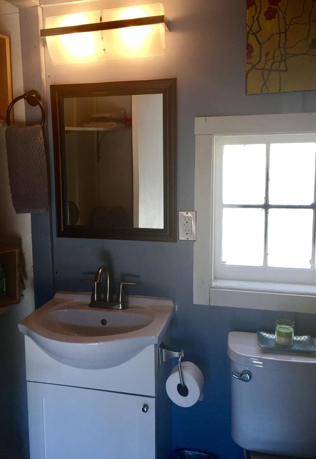 Tiny House By The River Built By Tiny House Nation Show - thumb 14