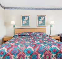 Knights Inn - Cleveland - Tourism House