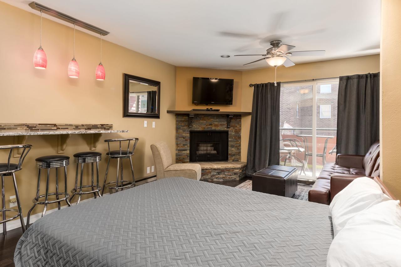 Beautiful Ski In/Ski Out Studio At Park City Mountain Resort - thumb 3