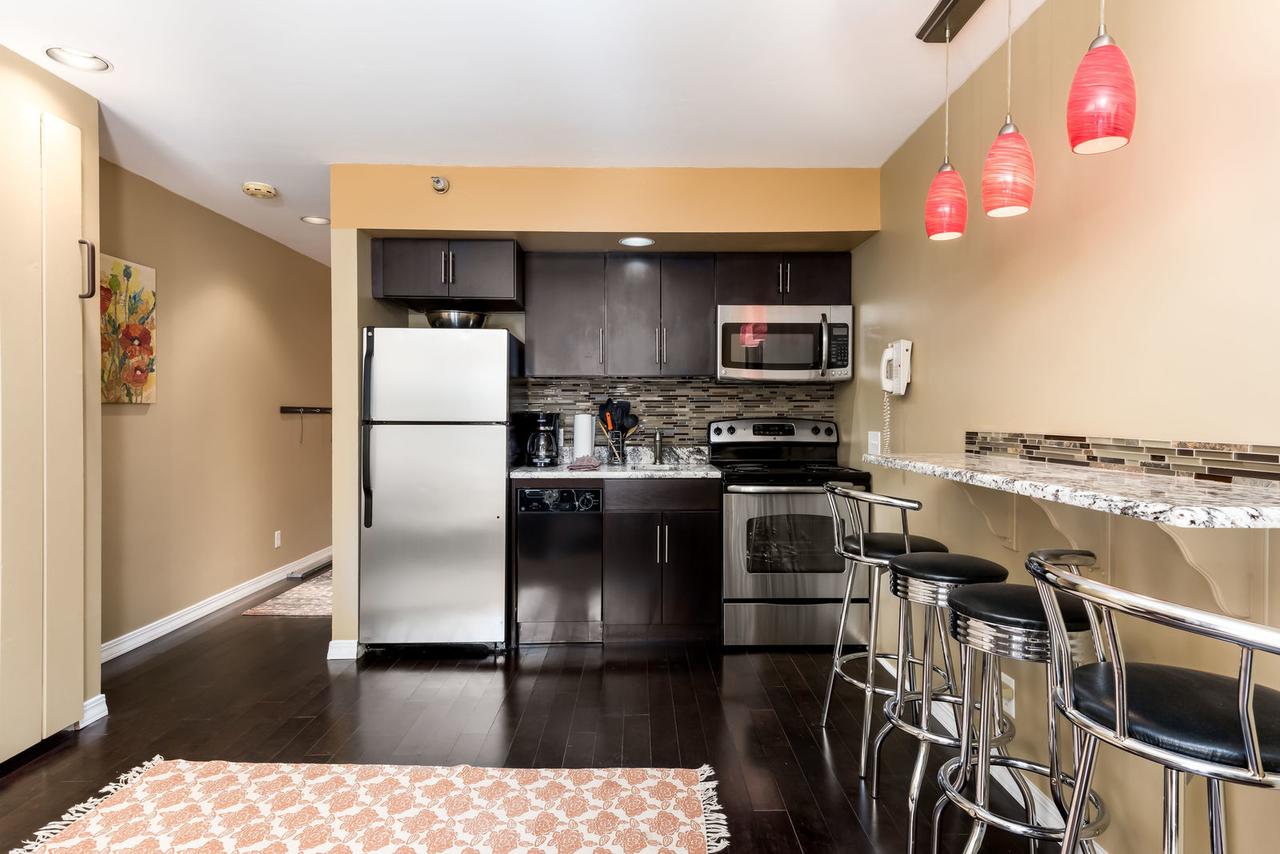 Beautiful Ski In/Ski Out Studio At Park City Mountain Resort - thumb 6