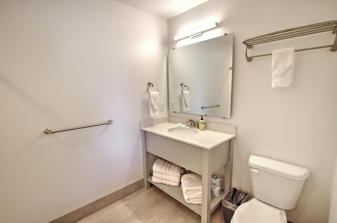 Inn At Legacy Beach - thumb 24