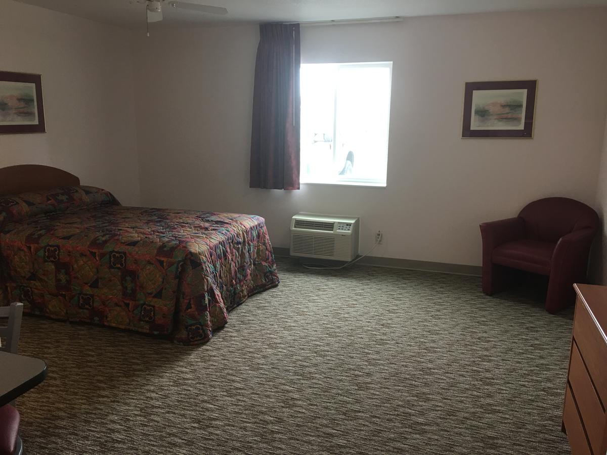 InTown Suites Extended Stay Salt Lake City UT - Woods Cross - thumb 4