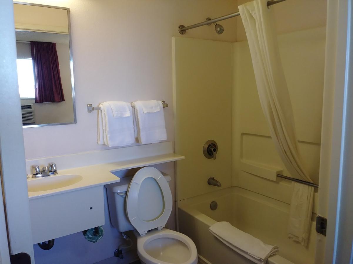 InTown Suites Extended Stay Salt Lake City UT - Woods Cross - thumb 9