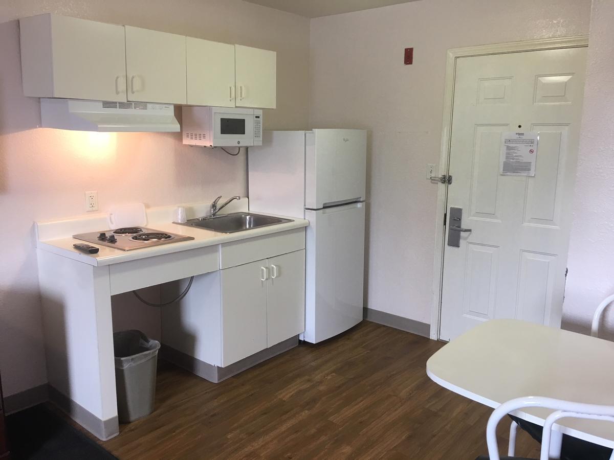 InTown Suites Extended Stay Salt Lake City UT - Woods Cross - thumb 3