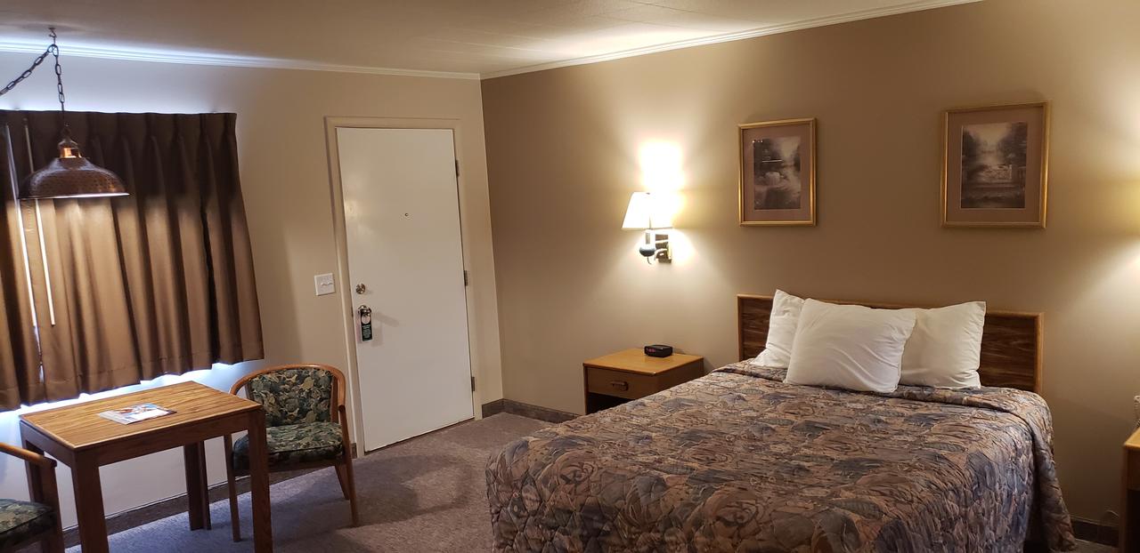 Aquarius Inn - thumb 6