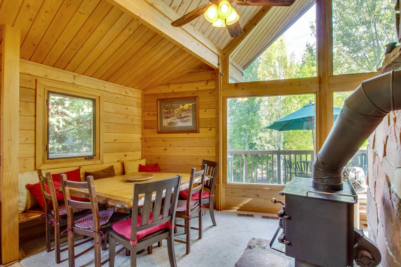 Aspen Hideaway Cabin - thumb 12