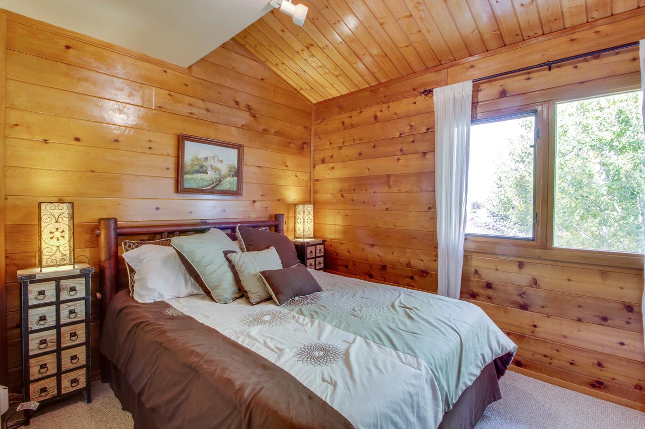 Aspen Hideaway Cabin - thumb 20