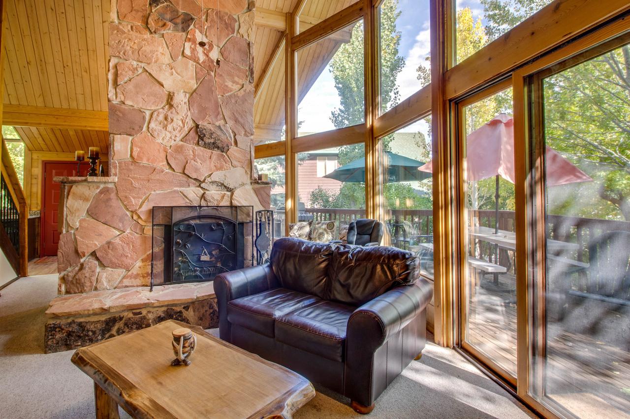 Aspen Hideaway Cabin - thumb 4