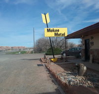 Mokee Motel - Tourism House