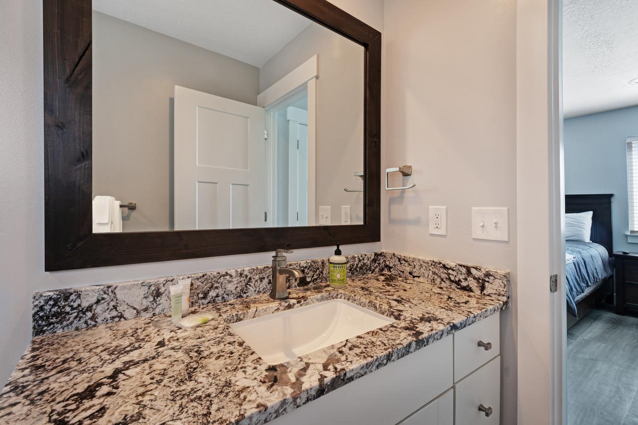 Shore Fun Cottage - thumb 31