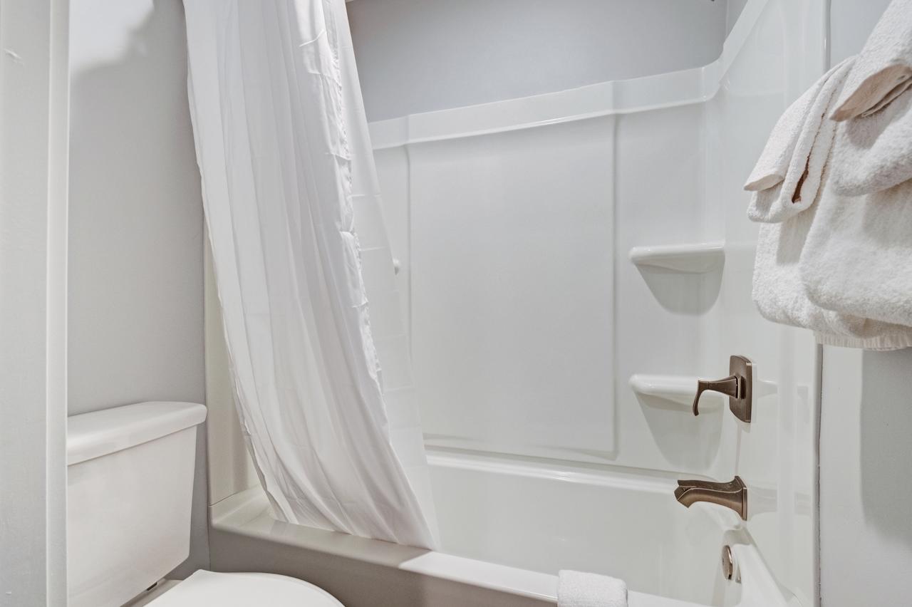 Shore Fun Cottage - thumb 25