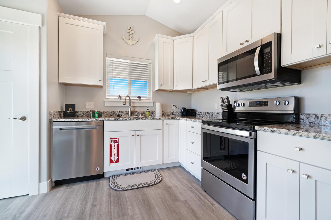 Shore Fun Cottage - thumb 23