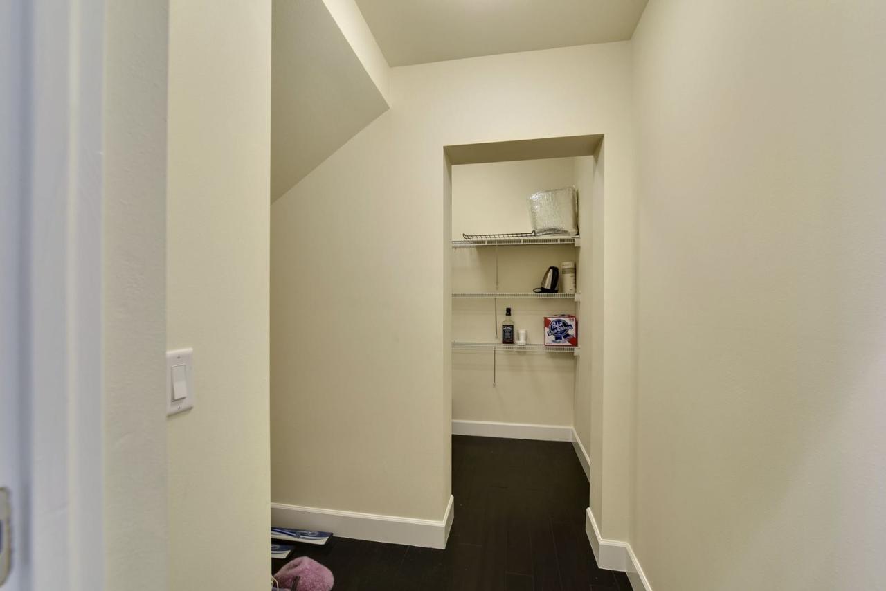 Powder Skiing Loft - thumb 13