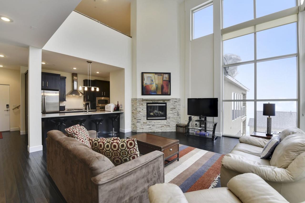 Powder Skiing Loft - thumb 3