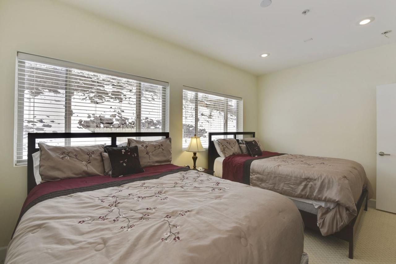 Powder Skiing Loft - thumb 7