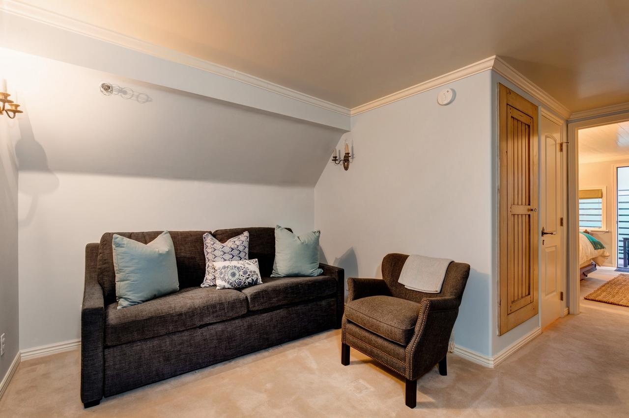 Abode At Heirloom House - thumb 7