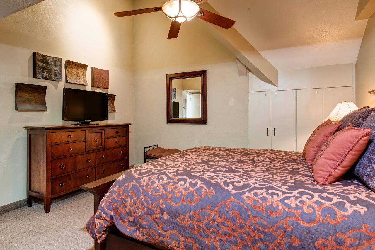 1415 Lowell Ave Condo - thumb 3