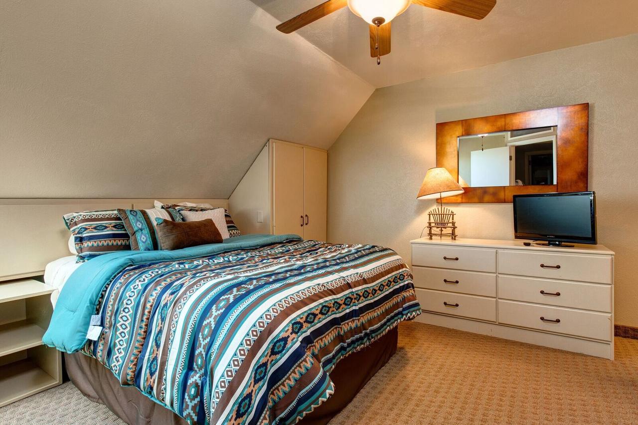 1415 Lowell Ave Condo - thumb 9