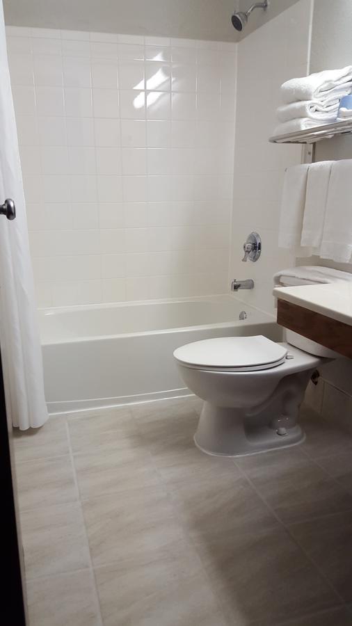 Super 8 By Wyndham Waynesboro - thumb 2