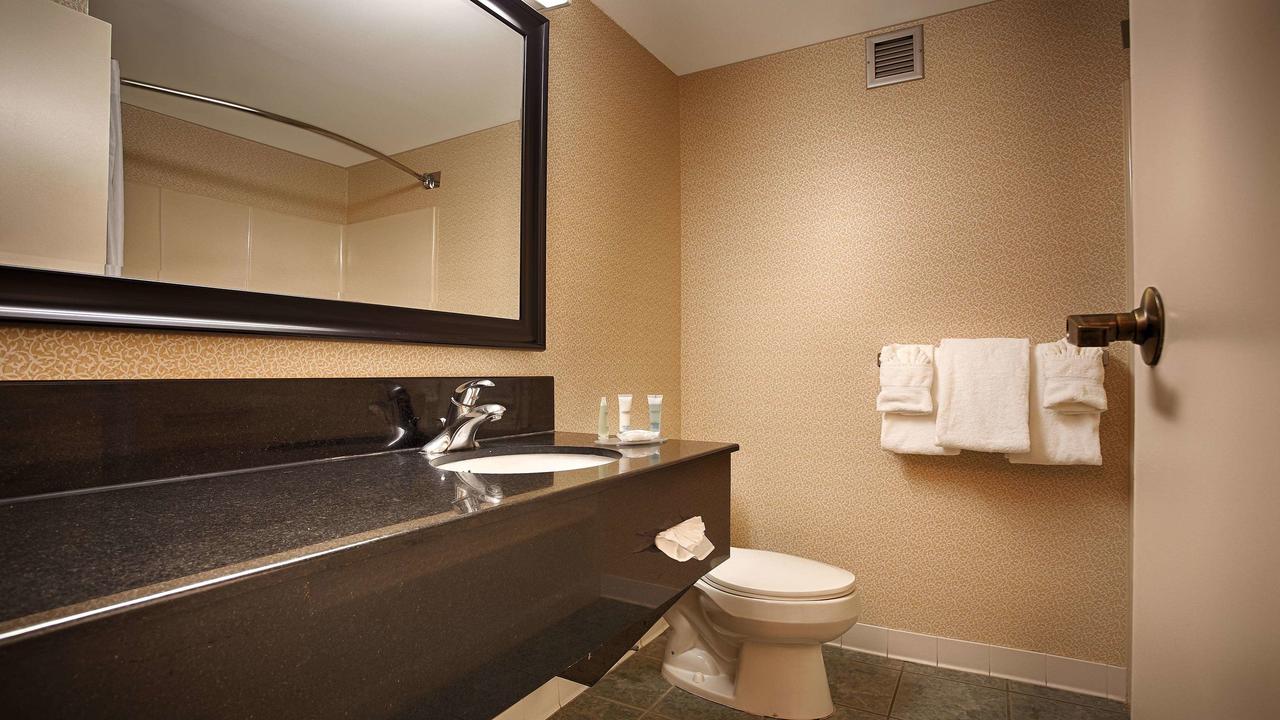 Best Western Staunton Inn - thumb 10