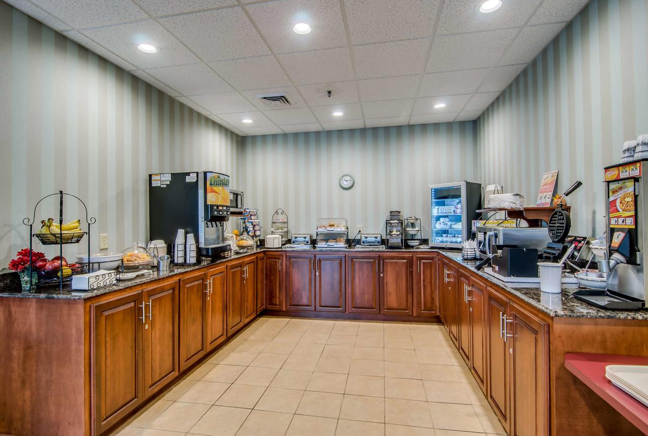 Best Western Staunton Inn - thumb 11