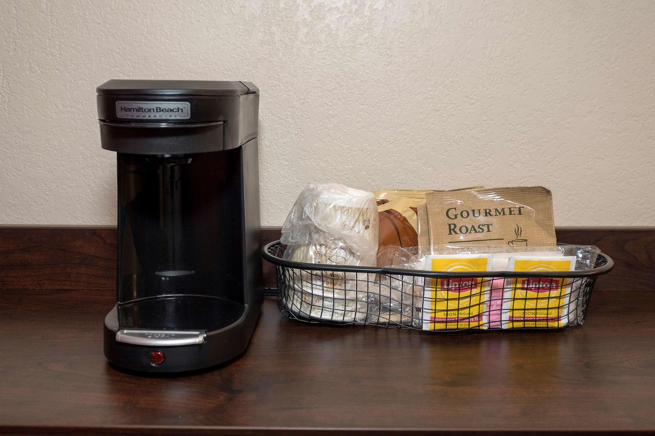 Red Roof Inn Fredericksburg North - thumb 20