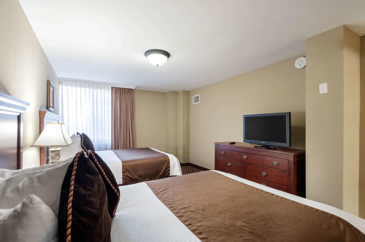 Clarion Collection Hotel Arlington Court Suites - thumb 31
