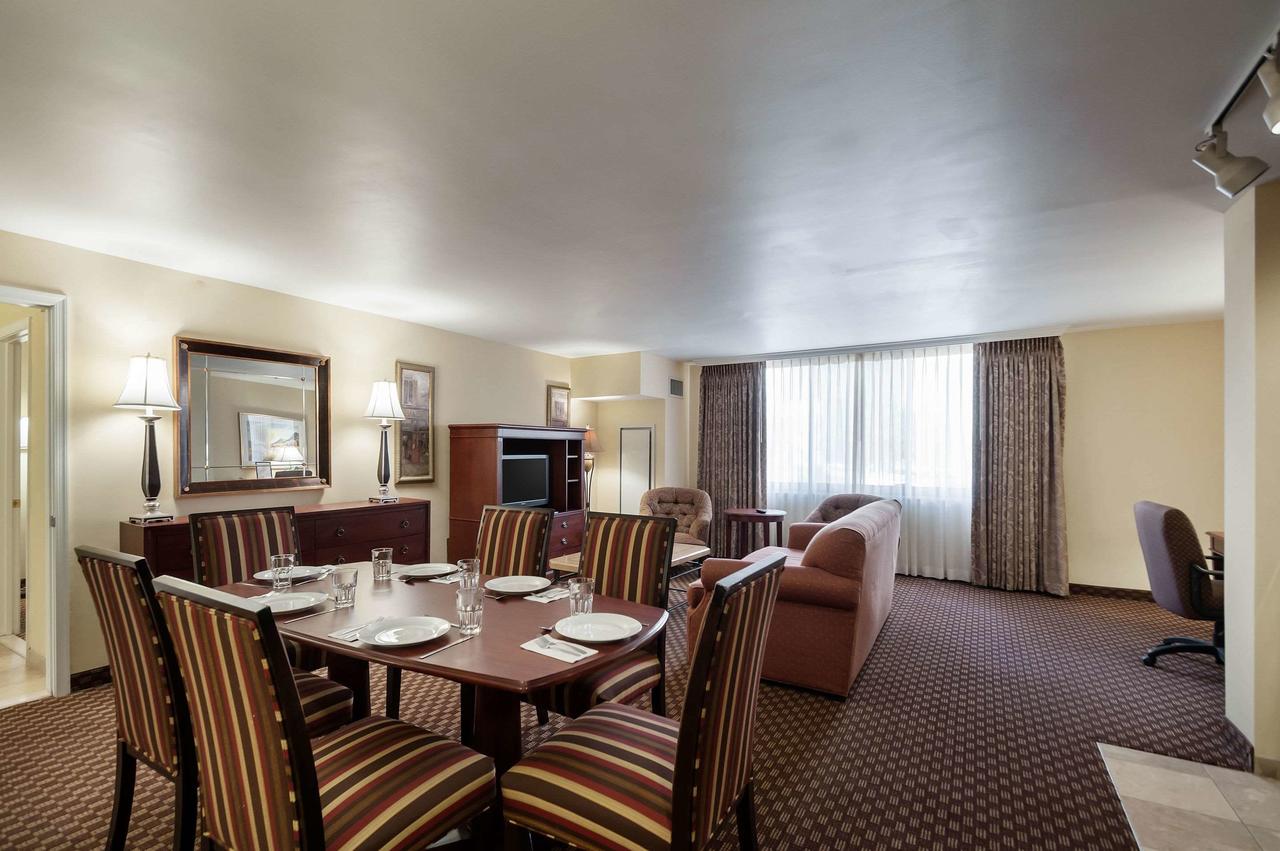 Clarion Collection Hotel Arlington Court Suites - thumb 37