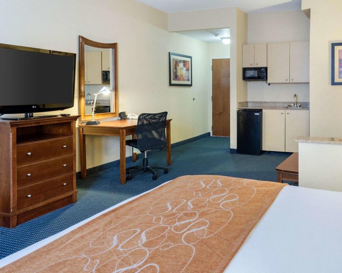 Comfort Suites Newport News Airport - thumb 21