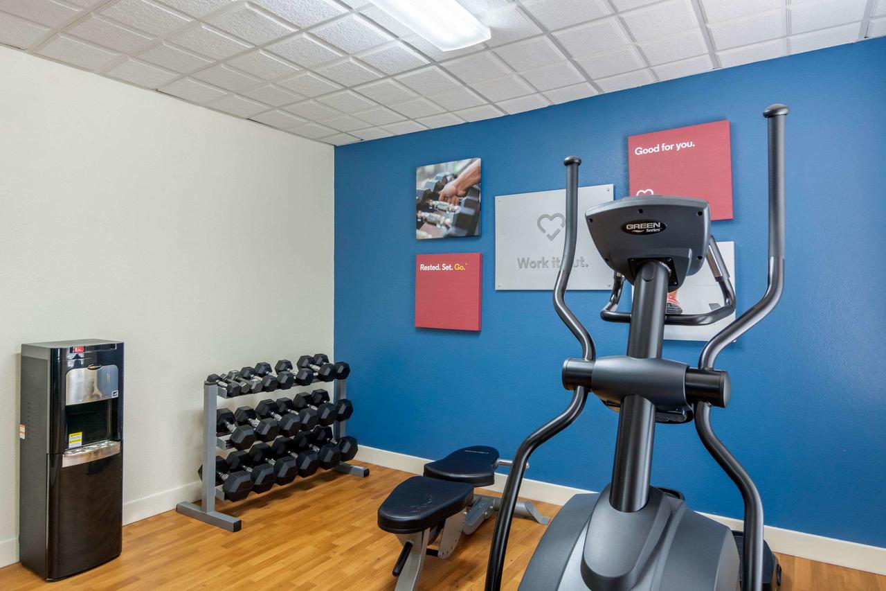 Comfort Suites Southpark - thumb 30